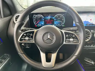 Mercedes-Benz EQA 2021 - 30600 EUR, 49282 km - AUTO.MOTO.pt - 49282km - foto 8 de 24