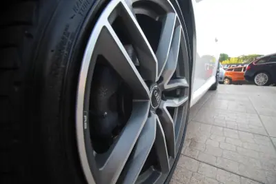 Audi TT Coupé 2015 - 23990 EUR, 242950 km - 242950km - foto 26 de 28