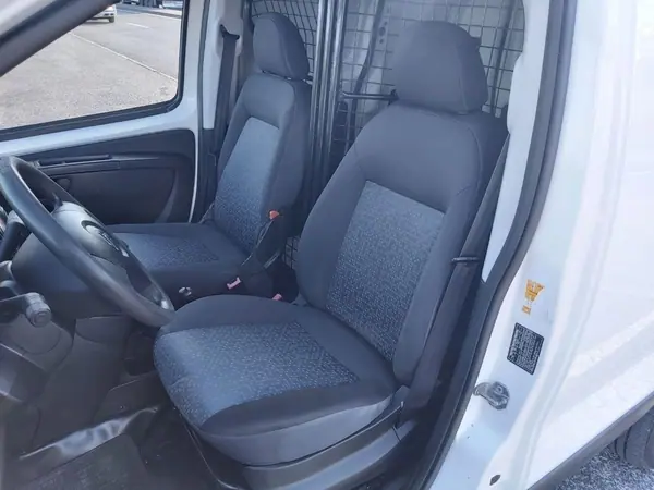 Citroën Nemo 1.3 HDI PACK CLIM 2014 - 6950 EUR, 266290 km - AUTO.MOTO.pt - 266290km - foto 27 de 48