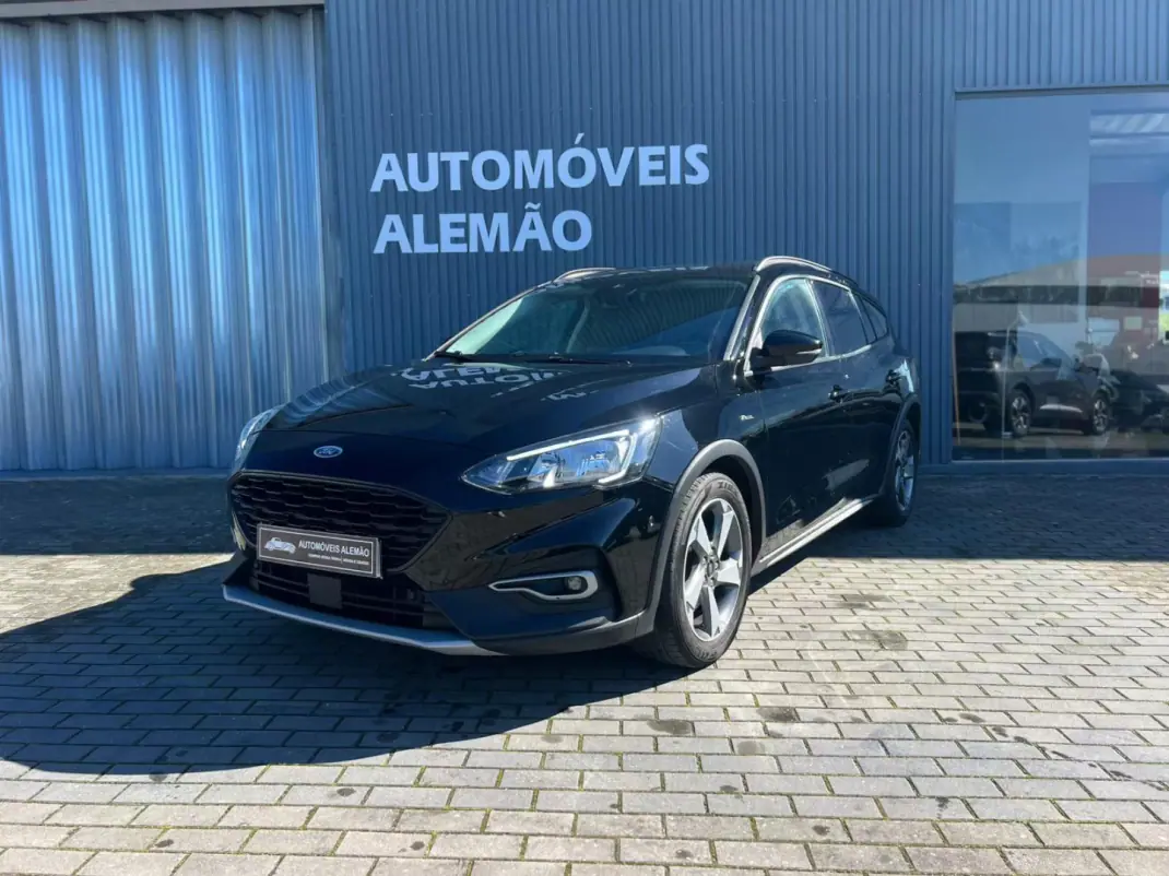 Ford Focus SW 2019 - 15950 EUR, 94634 km - AUTO.MOTO.pt - 94634km - foto 1 de 19
