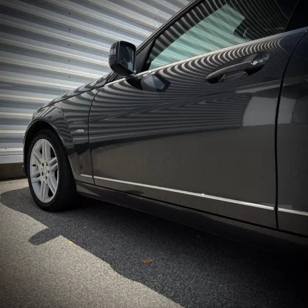 Mercedes-Benz C 180 2011 - 8900 EUR, 350000 km - AUTO.MOTO.pt - 350000km - foto 4 de 28