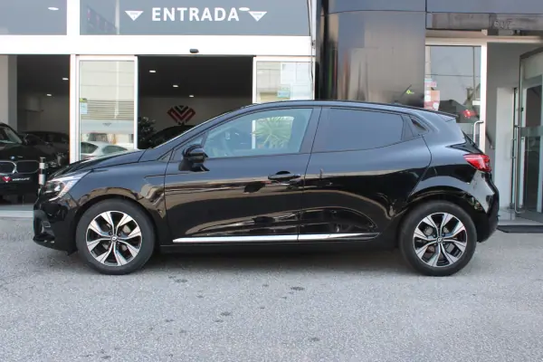 Renault Clio 2023 - 15900 EUR, 41700 km - AUTO.MOTO.pt - 41700km - foto 5 de 21