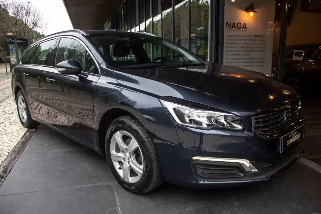 Peugeot 508 SW 2018 - 9900 EUR, 156362 km - AUTO.MOTO.pt - 156362km - foto 6 de 37