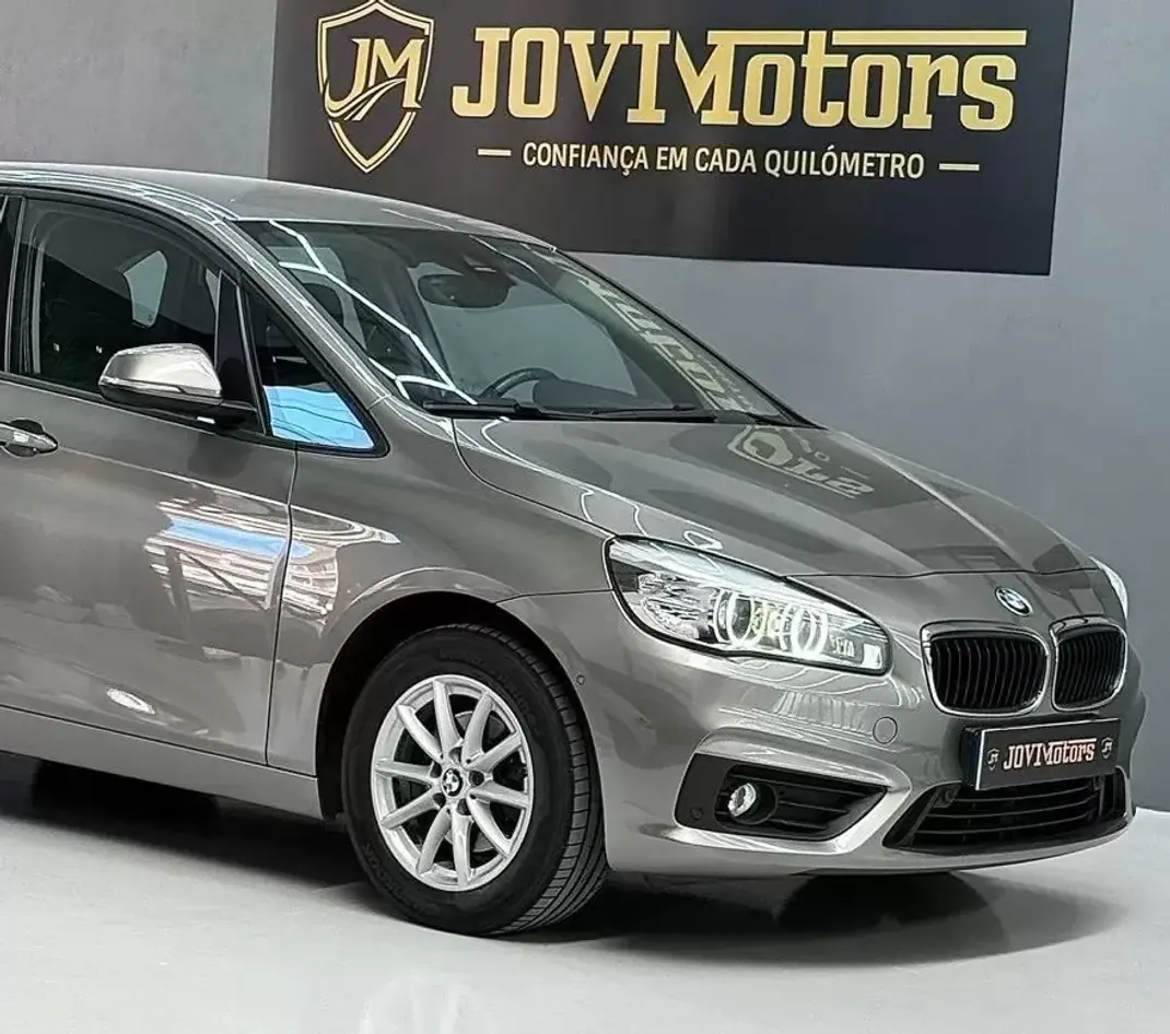 BMW 216 Active Tourer 2015 - 12750 EUR, 196513 km - AUTO.MOTO.pt - 196513km - foto 3 de 25
