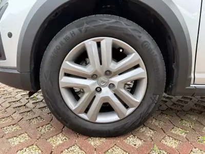 Dacia Sandero 2022 - 15600 EUR, 27510 km - AUTO.MOTO.pt - 27510km - foto 19 de 19