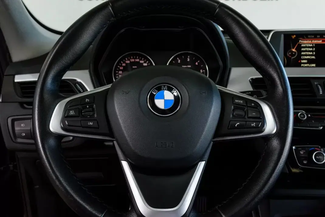BMW X1 2017 - 19500 EUR, 132440 km - 132440km - foto 7 de 30