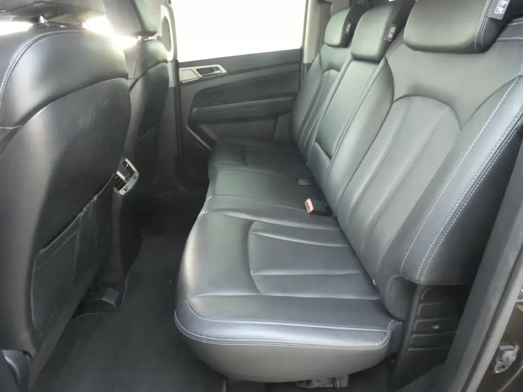 SsangYong Musso 2018 - 27500 EUR, 132000 km - AUTO.MOTO.pt - 132000km - foto 15 de 50