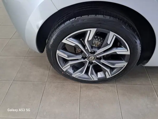 Renault Clio 2020 - 13990 EUR, 75586 km - AUTO.MOTO.pt - 75586km - foto 7 de 22