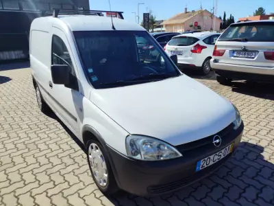Opel COMBO 2007 - 2900 EUR, 247900 km - foto 5 de 8