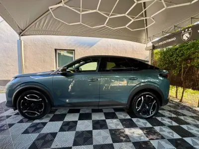 Peugeot E-3008 2025 - 35900 EUR, 17434 km - AUTO.MOTO.pt - 17434km - foto 7 de 25