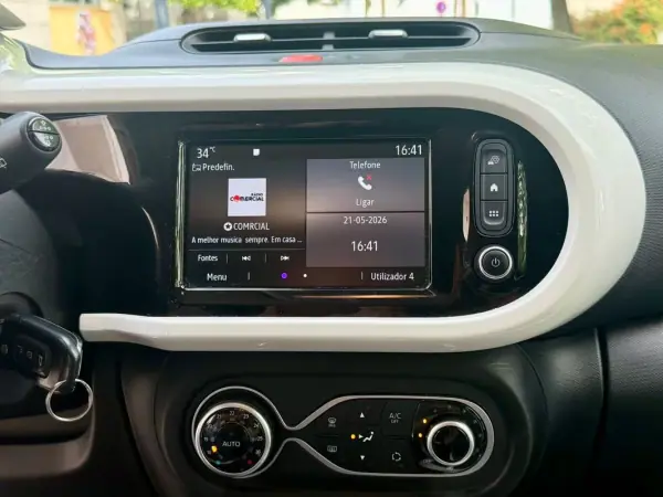 Renault Twingo 2021 - 9390 EUR, 158900 km - AUTO.MOTO.pt - 158900km - foto 24 de 33