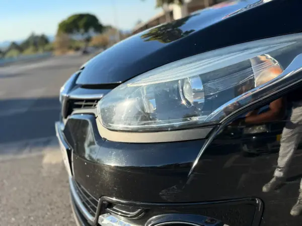Renault Mégane Coupe 2014 - 12900 EUR, 155557 km - AUTO.MOTO.pt - 155557km - foto 10 de 32