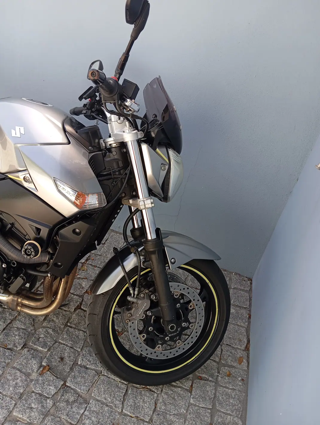 Suzuki GSX-R 600 2010 - 4100 EUR, 51000 km - 51000km - foto 2 de 7