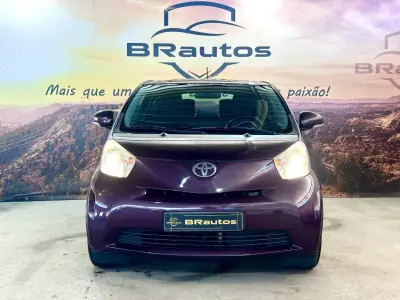 Toyota iQ 2009 - 9500 EUR, 123953 km - AUTO.MOTO.pt - 123953km - foto 3 de 20