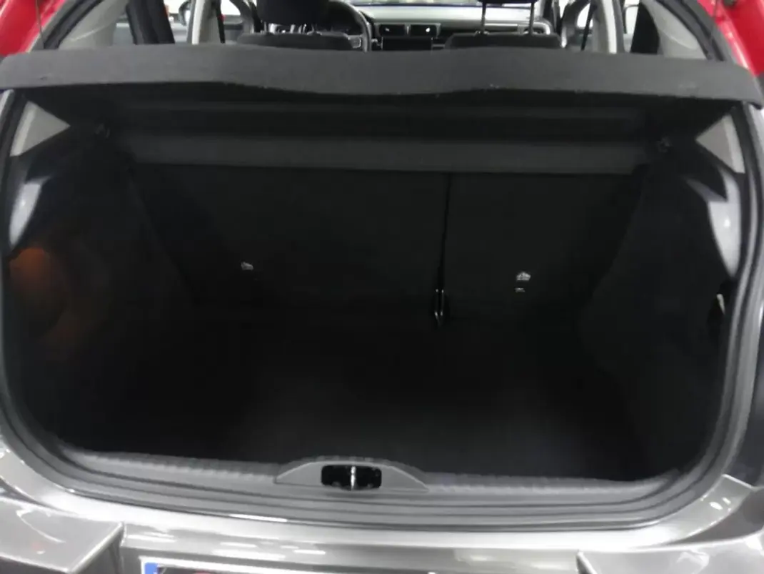Citroën C3 2018 - 8990 EUR, 97000 km - AUTO.MOTO.pt - 97000km - foto 13 de 22