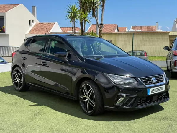 SEAT Ibiza 2019 - 17990 EUR, 93681 km - AUTO.MOTO.pt - 93681km - foto 9 de 19
