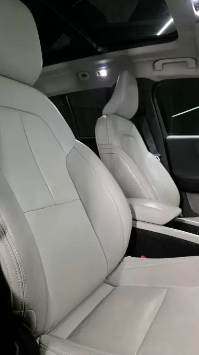 Volvo XC 40 2020 - 27750 EUR, 139000 km - AUTO.MOTO.pt - 139000km - foto 14 de 21