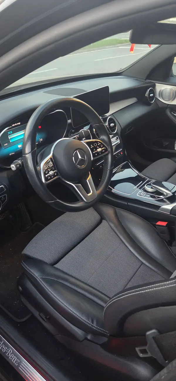 Mercedes-Benz C 300 2020 - 23400 EUR, 186000 km - AUTO.MOTO.pt - 186000km - foto 6 de 14