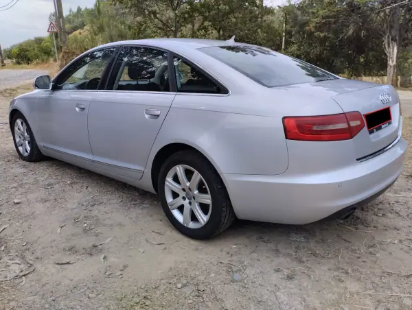 Audi A6 2010 - 10700 EUR, 220000 km - AUTO.MOTO.pt - 220000km - foto 5 de 29