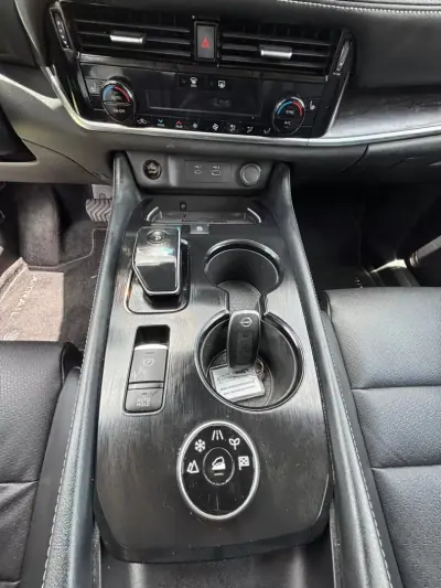 Nissan X-Trail 2023 - 38990 EUR, 80136 km - AUTO.MOTO.pt - 80136km - foto 12 de 15
