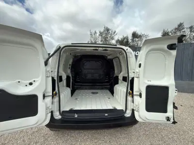 Fiat FIORINO C/IVA AC PORTA LATERAL 2019 - 7950 EUR, 179990 km - AUTO.MOTO.pt - 179990km - foto 4 de 18