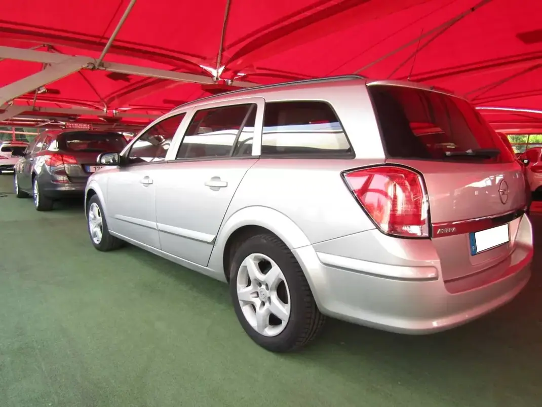 Opel Astra Caravan 2008 - 5649 EUR, 269210 km - 269210km - foto 19 de 20