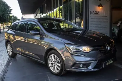 Renault Mégane Sport Tourer 2017 — foto 6 de 36