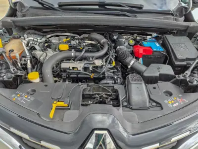 Renault Captur 2021 - 14500 EUR, 103290 km - AUTO.MOTO.pt - 103290km - foto 9 de 12