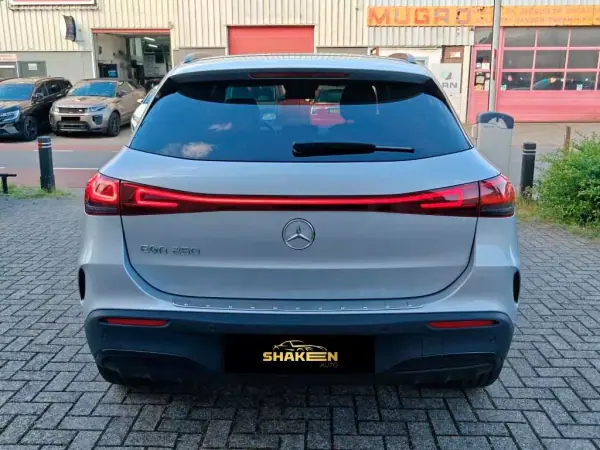 Mercedes-Benz EQA 2021 - 29790 EUR, 81637 km - AUTO.MOTO.pt - 81637km - foto 5 de 14