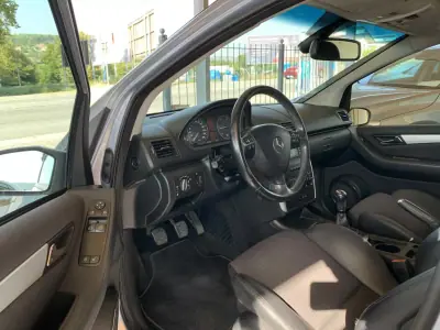 Mercedes-Benz A 180 2006 - 5950 EUR, 150000 km - AUTO.MOTO.pt - 150000km - foto 9 de 22