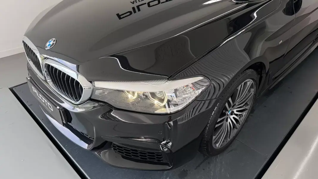 BMW 520 2017 - 23990 EUR, 262000 km - AUTO.MOTO.pt - 262000km - foto 4 de 40