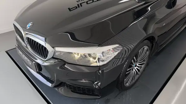 BMW 520 2017 - 21990 EUR, 262000 km - AUTO.MOTO.pt - 262000km - foto 4 de 40