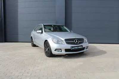 Mercedes-Benz C 250 2008 - 12990 EUR, 241176 km - AUTO.MOTO.pt - 241176km - foto 2 de 18