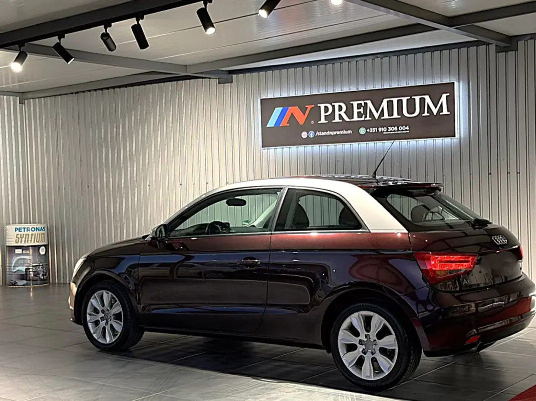 Audi A1 2011 - 9990 EUR, 218000 km - AUTO.MOTO.pt - 218000km - foto 17 de 34