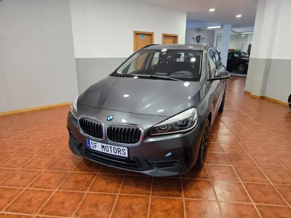 BMW 225xe Active Tourer 2021 - 22580 EUR, 40912 km - AUTO.MOTO.pt - 40912km - foto 2 de 46