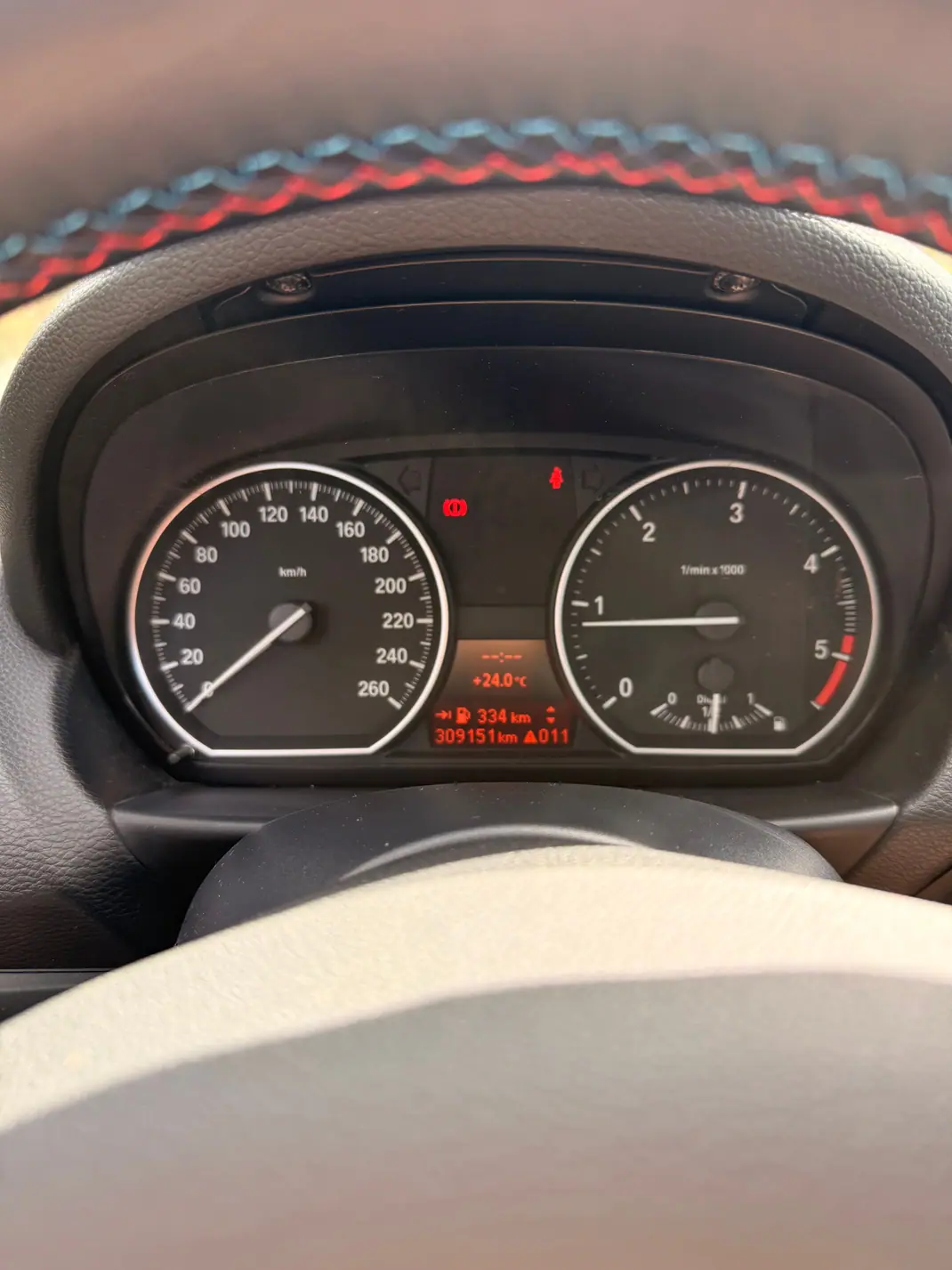 BMW 120 2007 - 8450 EUR, 309000 km - 309000km - foto 8 de 15
