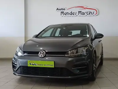 Volkswagen Golf 2017 - 18900 EUR, 140802 km - AUTO.MOTO.pt - 140802km - foto 2 de 12