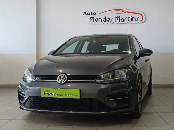 Volkswagen Golf 2017 - 18900 EUR, 140802 km - AUTO.MOTO.pt - 140802km - foto 2 de 12