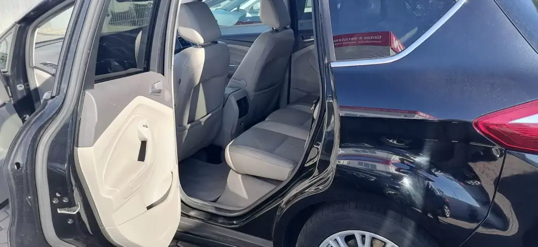 Ford C-Max 2012 - 11600 EUR, 170350 km - AUTO.MOTO.pt - 170350km - foto 13 de 15