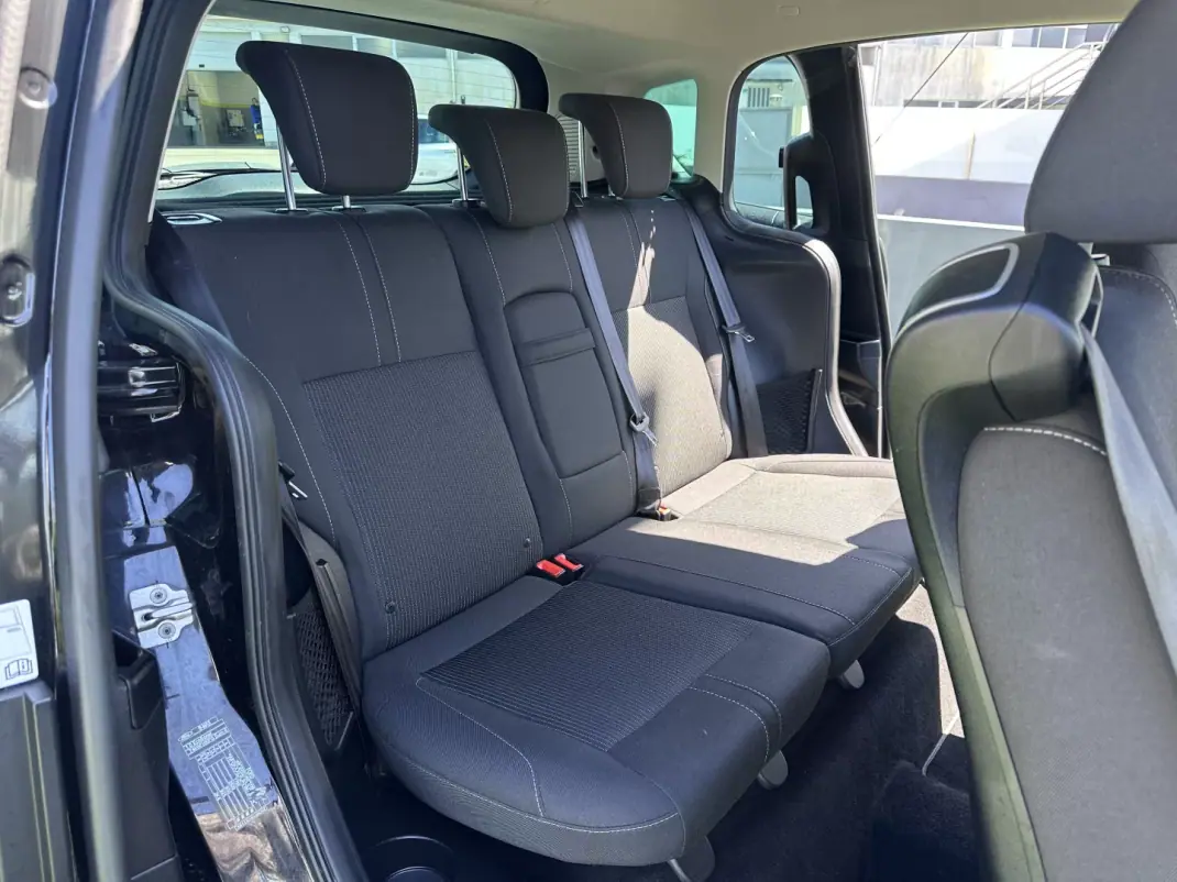 Ford B-Max 2017 - 9900 EUR, 130000 km - AUTO.MOTO.pt - 130000km - foto 35 de 53