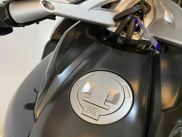 BMW R 12 Base 2014 - 12500 EUR, 66400 km - AUTO.MOTO.pt - 66400km - foto 15 de 18