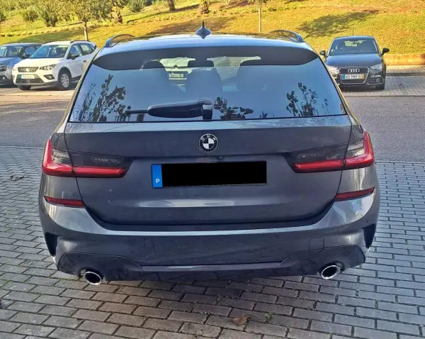 BMW 320 2020 - 29990 EUR, 130000 km - AUTO.MOTO.pt - 130000km - foto 6 de 42