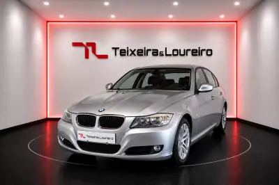 BMW 318 2009 - 110942km