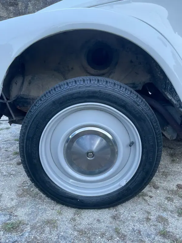 Citroën Dyane 1979 - 7900 EUR, 92000 km - AUTO.MOTO.pt - 92000km - foto 24 de 38