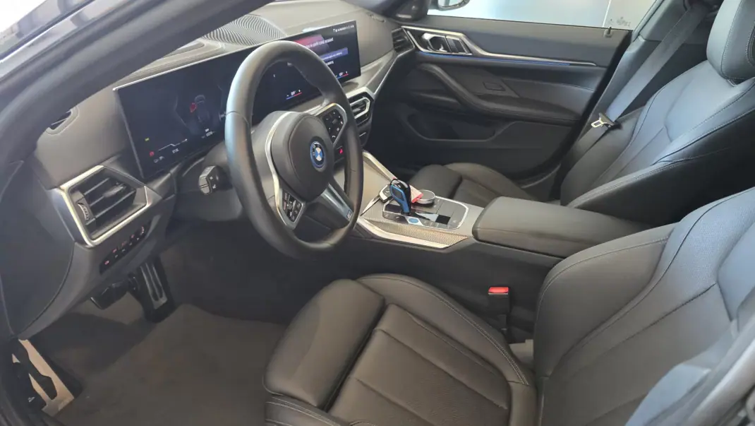 BMW i4 2022 - 38900 EUR, 61219 km - AUTO.MOTO.pt - 61219km - foto 6 de 58