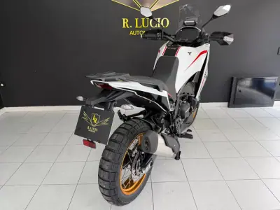 Moto Morini X-CAPE 650 2026 - 6790 EUR, 0 km - AUTO.MOTO.pt - foto 10 de 25