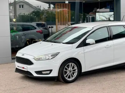 Ford Focus SW 2017 - 10900 EUR, 155572 km - AUTO.MOTO.pt - 155572km - foto 12 de 23