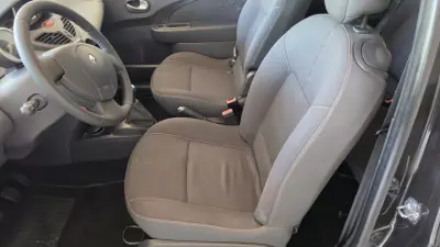 Renault Twingo 2009 - 4900 EUR, 139709 km - AUTO.MOTO.pt - 139709km - foto 34 de 52