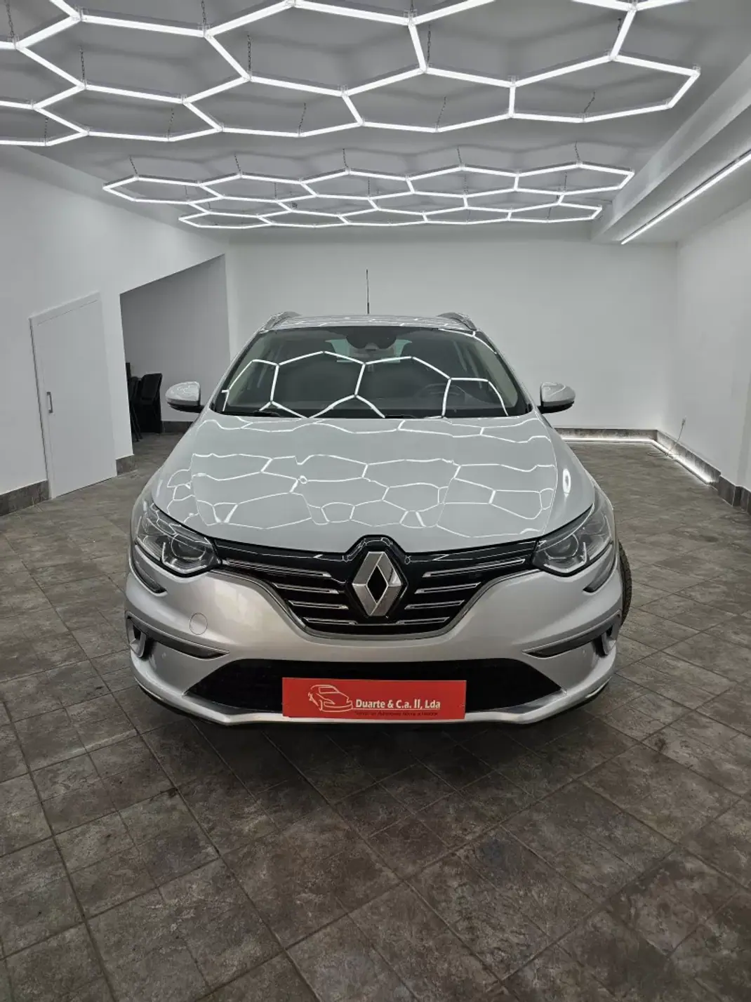 Renault Mégane Sport Tourer 2019 - 11950 EUR, 286730 km - 286730km - foto 31 de 52