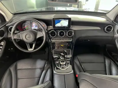 Mercedes-Benz GLC 220 2018 - 36600 EUR, 100274 km - AUTO.MOTO.pt - 100274km - foto 8 de 21